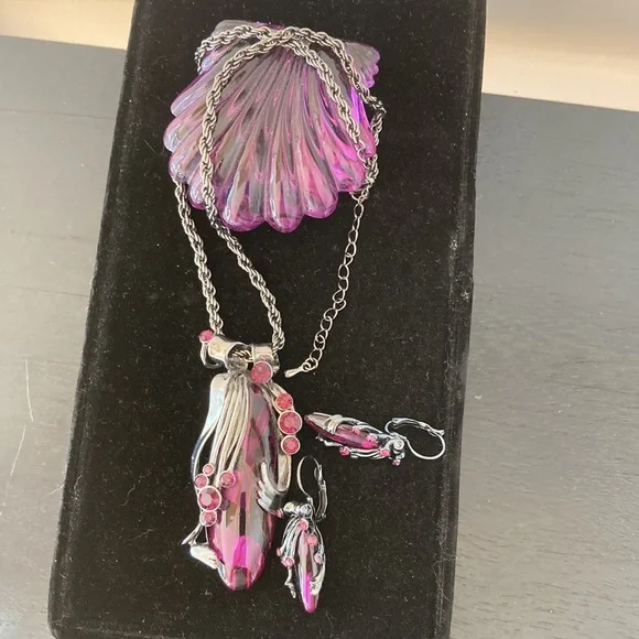 Stylized Costume Set - Picture 3 of 10